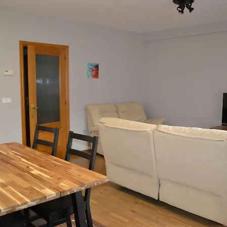 Vivienda Falda Del Monsacro * Santa Eulalia de Morcin