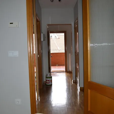 Διαμέρισμα Vivienda Falda Del Monsacro Santa Eulalia de Morcin